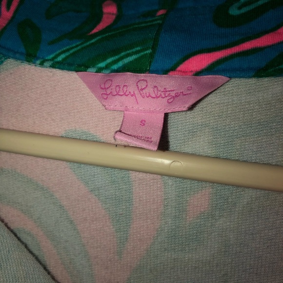Lilly Pulitzer Pullover - Picture 3 of 4